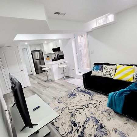 Feel Like Home/ Bs Mississauga Bagian luar foto