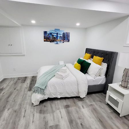 Feel Like Home/ Bs Mississauga Bagian luar foto