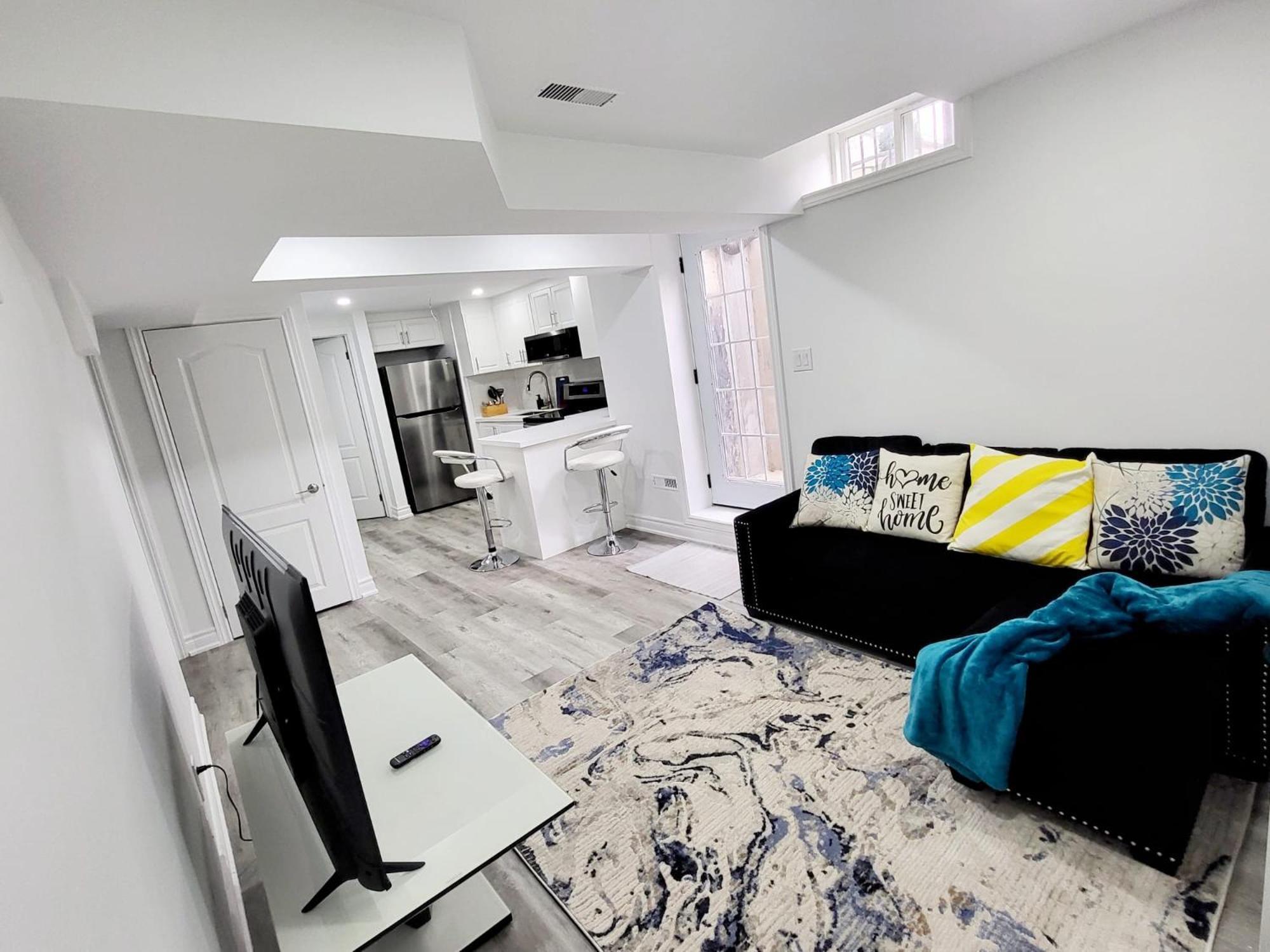 Feel Like Home/ Bs Mississauga Bagian luar foto