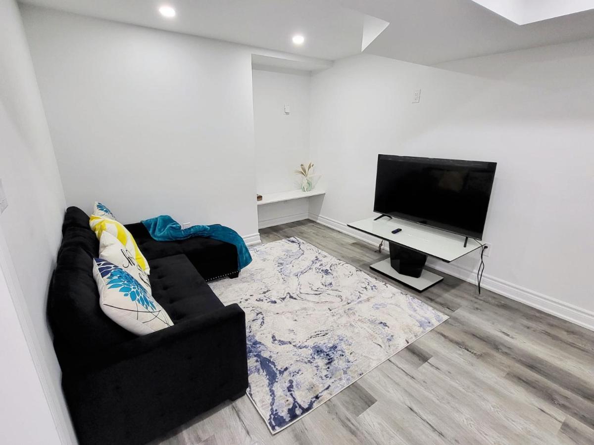 Feel Like Home/ Bs Mississauga Bagian luar foto